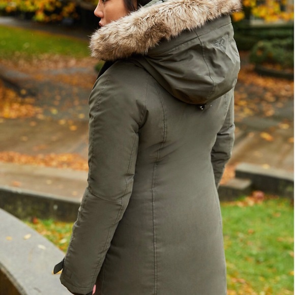 TNA Summit Parka: Dark Olive - Picture 7 of 8